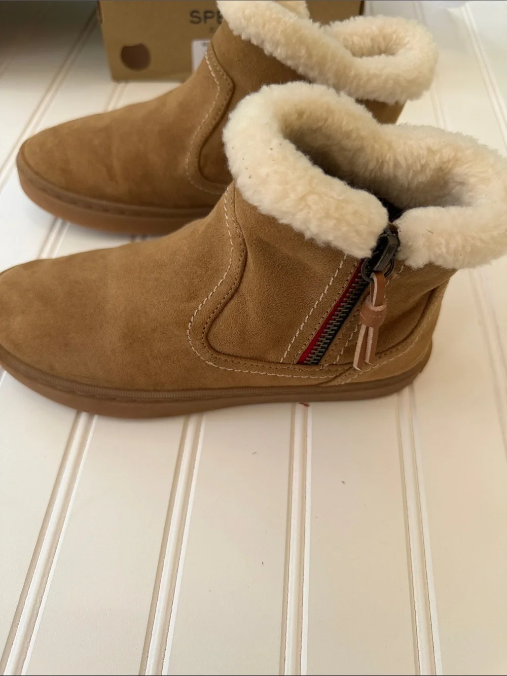 Sperry Kids Chestnut Suede Shearling-Lined Zip Boots